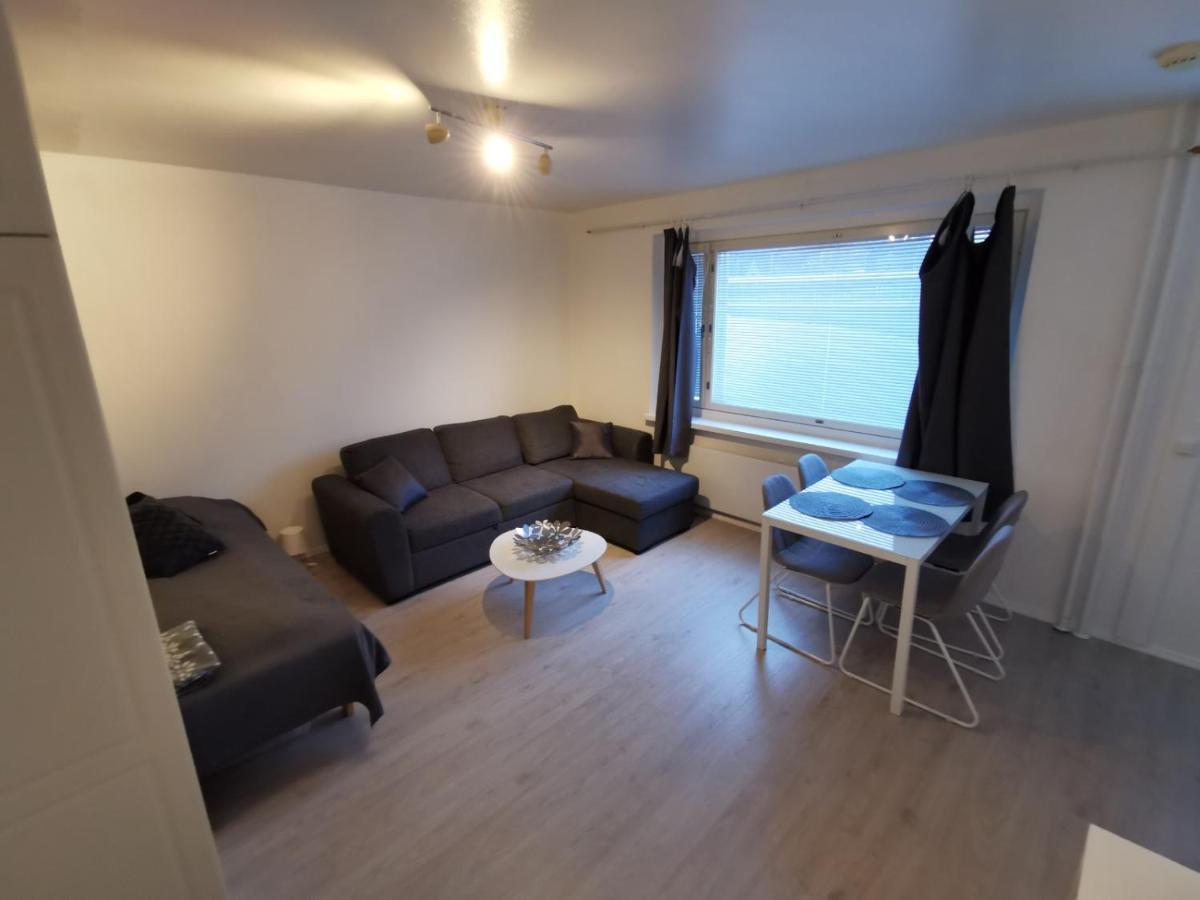 Cozy Apartment In The Center 罗瓦涅米 外观 照片