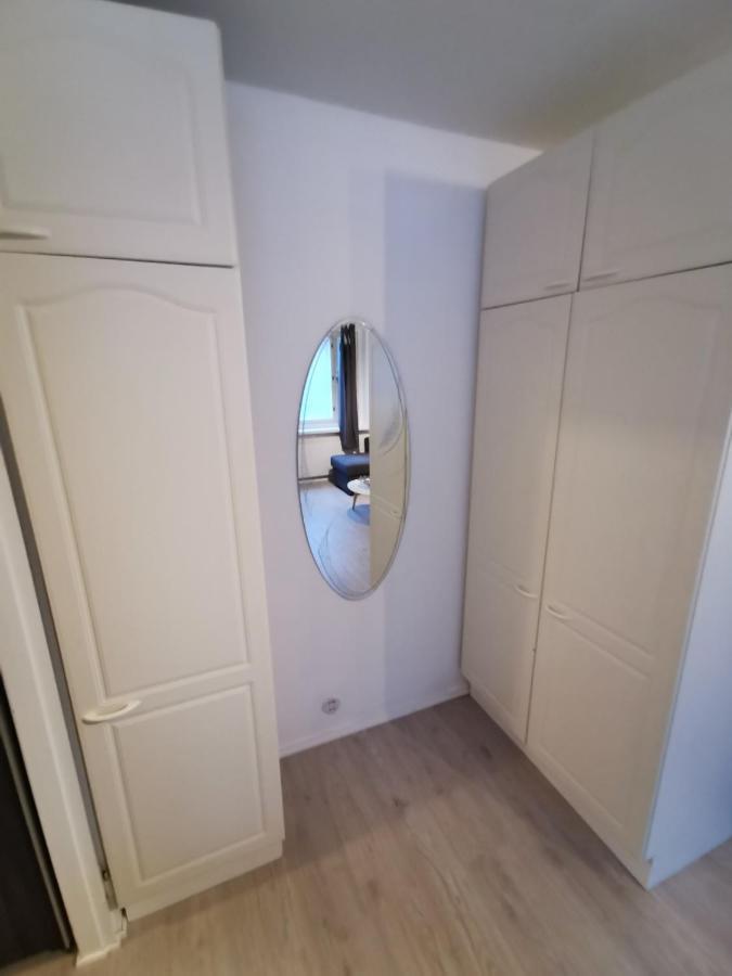 Cozy Apartment In The Center 罗瓦涅米 外观 照片